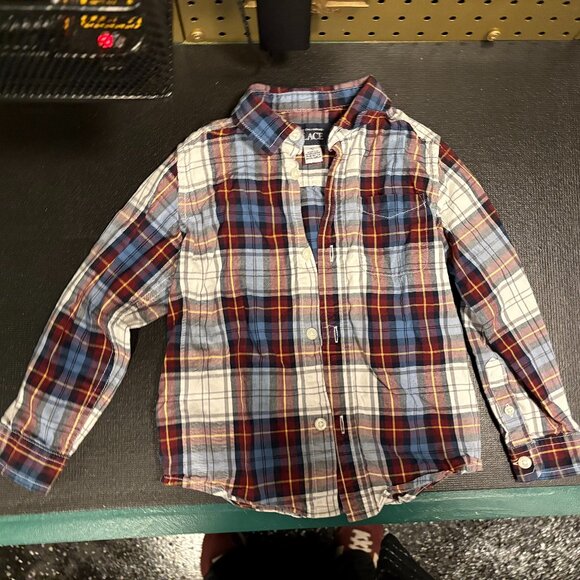 EUC The Children's Place Red Plaid Shirt (4T) - Picture 2 of 4